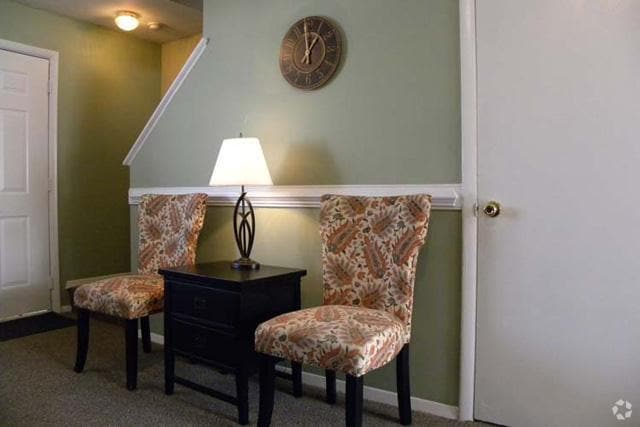 Foyer - Townsend Square Townhomes