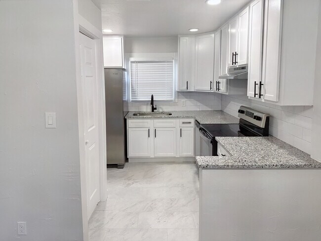 Foto del edificio - 3221 NE 16th St