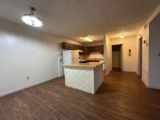 Foto del edificio - 1 Bedroom / 1 Bath Apartment  Kingsport TN