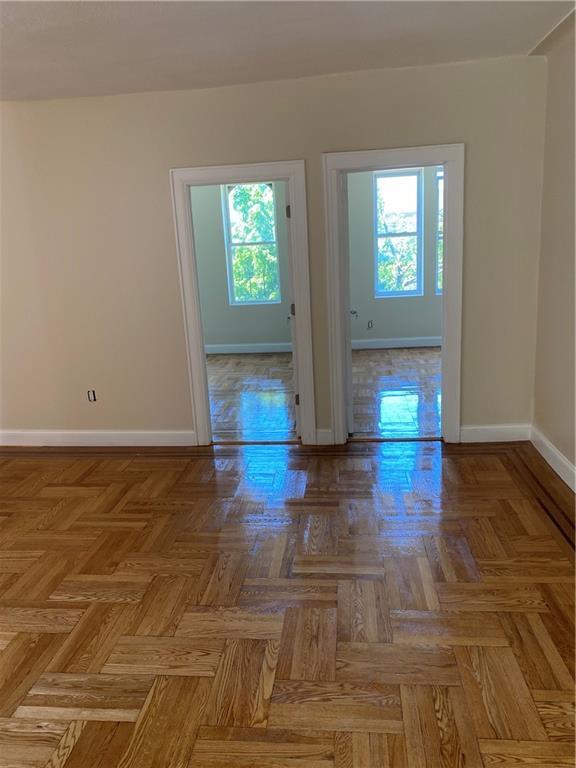 Foto principal - 1483 E 34th St