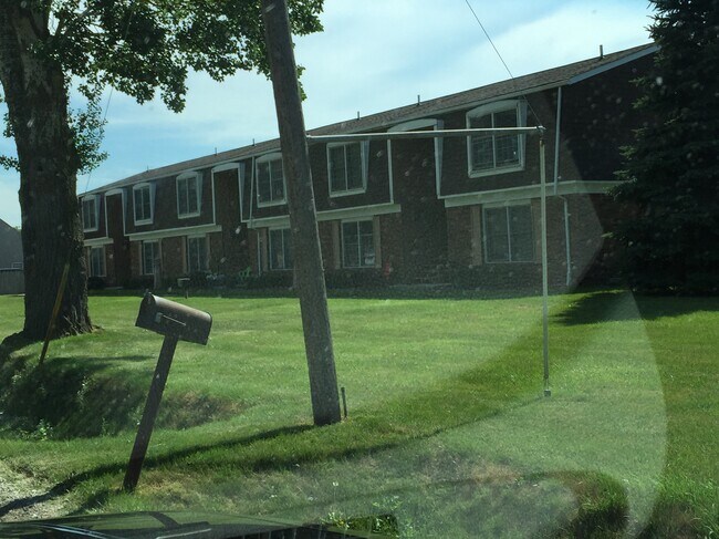 39543 Muffatt St Harrison Charter Township Mi 48045 Apartments Harrison Charter Township Mi Apartments Com