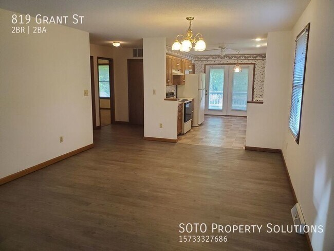 Foto del edificio - 2 BD/ 2 BA Duplex Stonebridge Subdivision ...