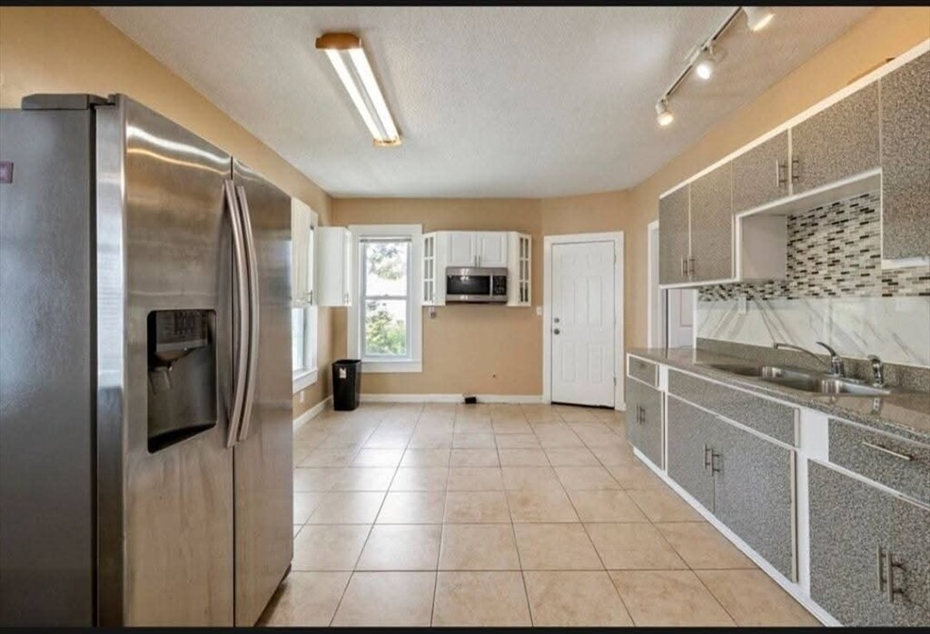 Foto principal - 99-101-101 Brown Ave