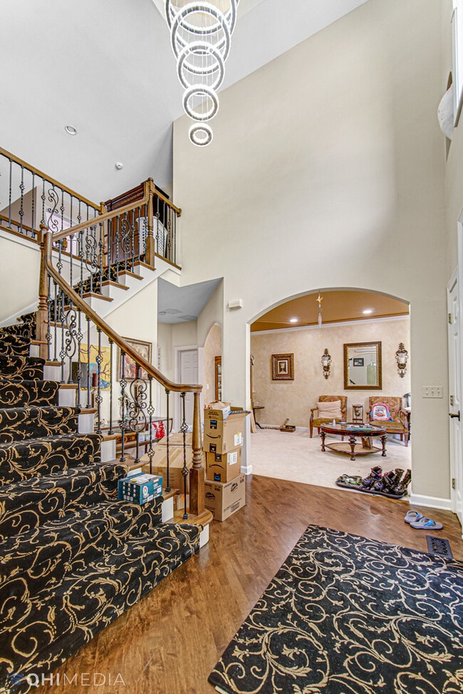 Building Photo - 1090 Chadwick Ct