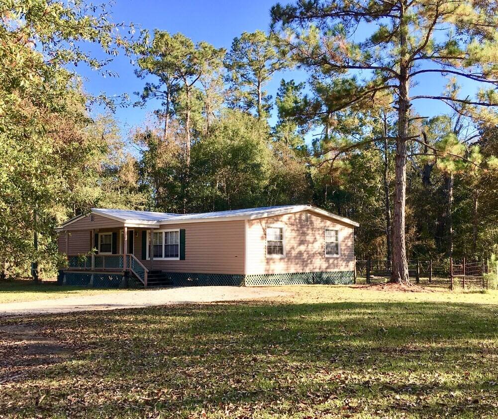 2237 W Houston River Rd, Sulphur, LA 70663 House Rental in Sulphur
