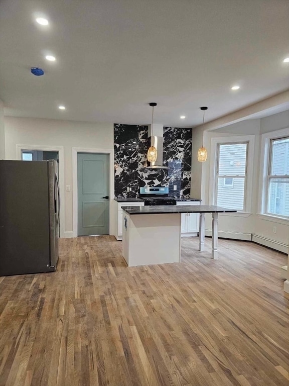 Building Photo - 56 Mozart St