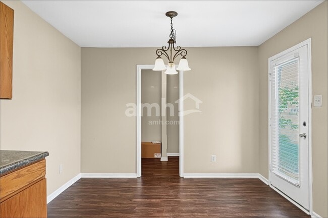 Foto del edificio - 2361 Blackthorn Dr