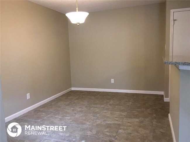 Building Photo - 1401 Del Rio Dr