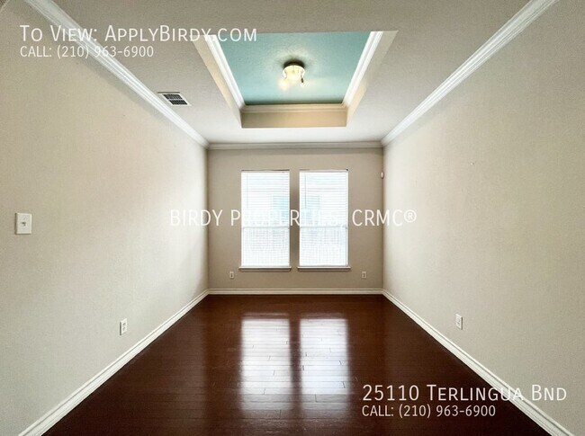 Building Photo - **5 Bed, 3 Bath Home**