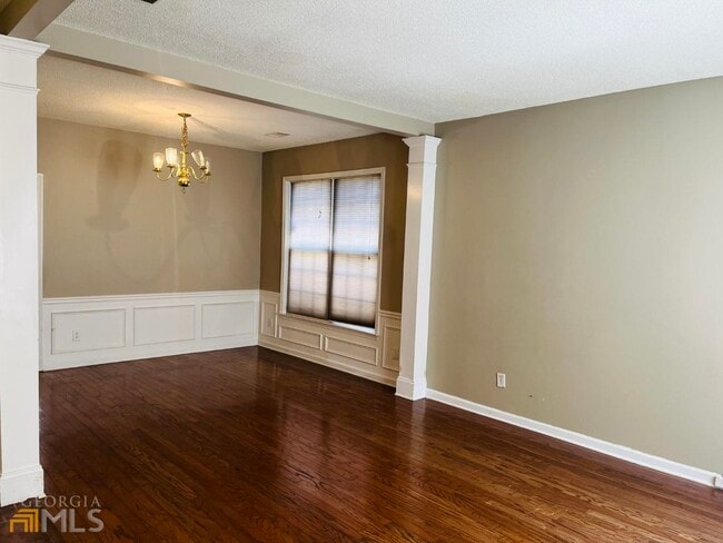 Foto del edificio - 3469 Davenport Park Ln