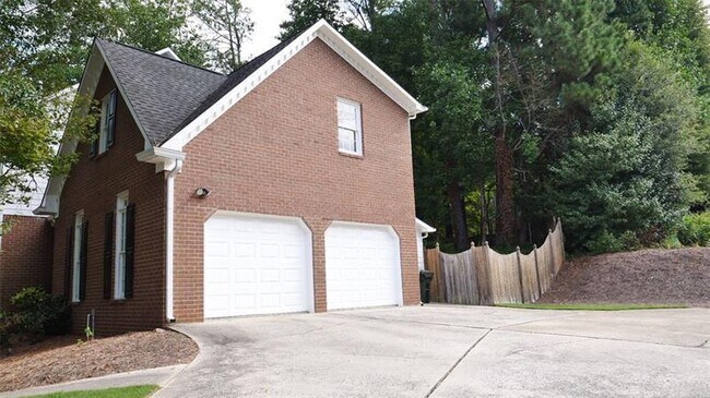 Building Photo - 1719 Barrington Cir