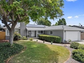Building Photo - 5767 Theta Pl