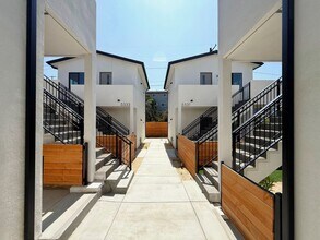 Building Photo - 5531 Olvera Ave