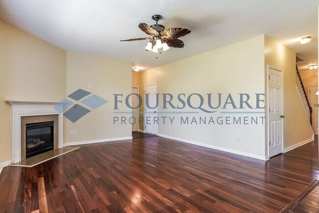 Building Photo - Single Family Home | First Floor Office | ...
