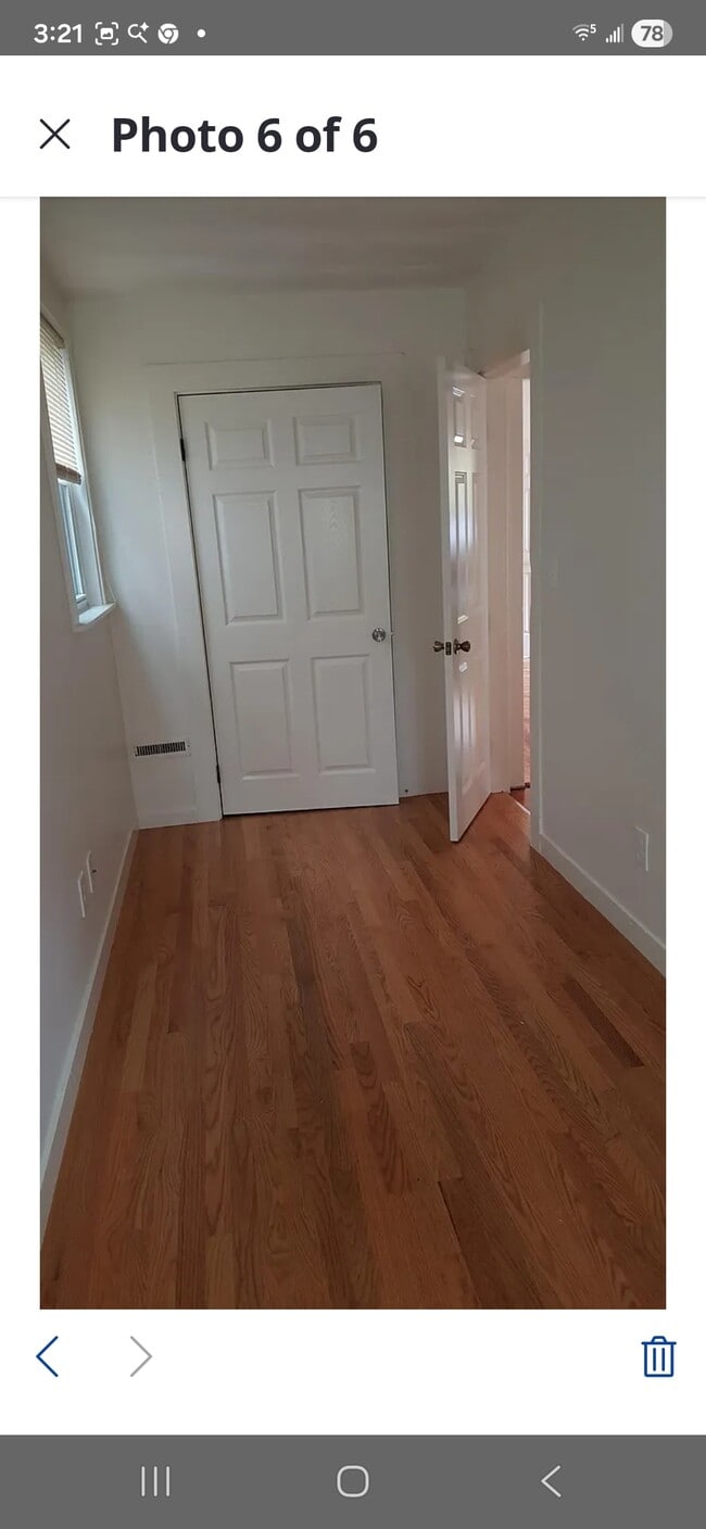 Building Photo - 18 Rockingham St