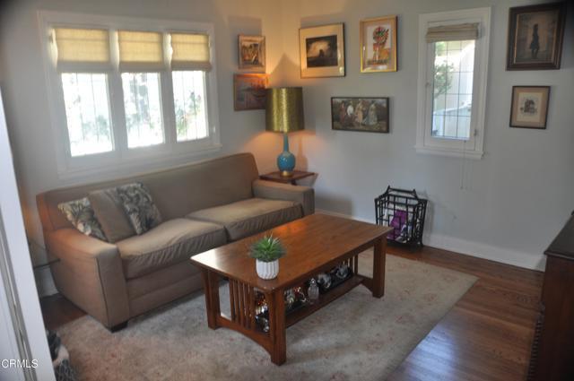 Building Photo - 32 Oak Knoll Gardens Dr