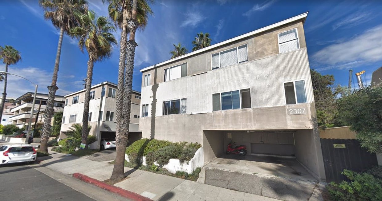 Primary Photo - 2307 Ocean Ave