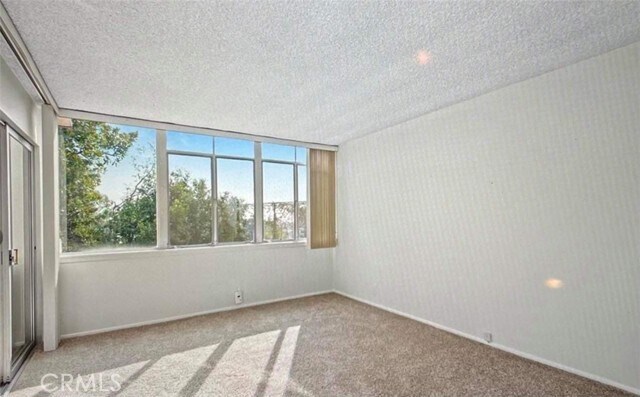 Foto del edificio - 289 S Barrington Ave