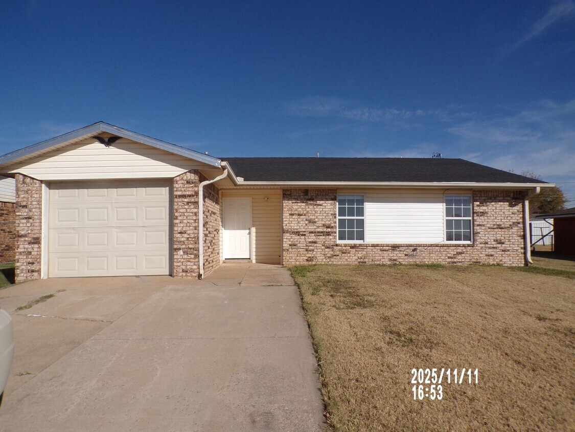 Foto principal - home located close to Bishop School District