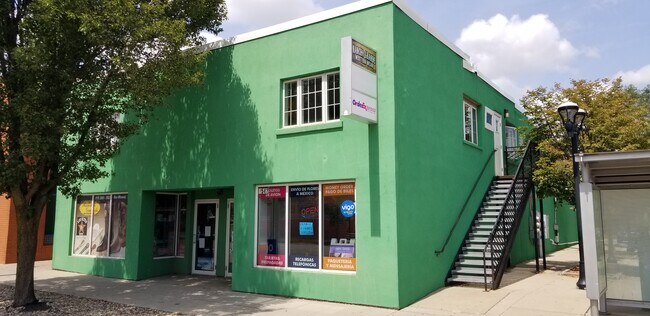 Street View - 1540 E Grand Ave