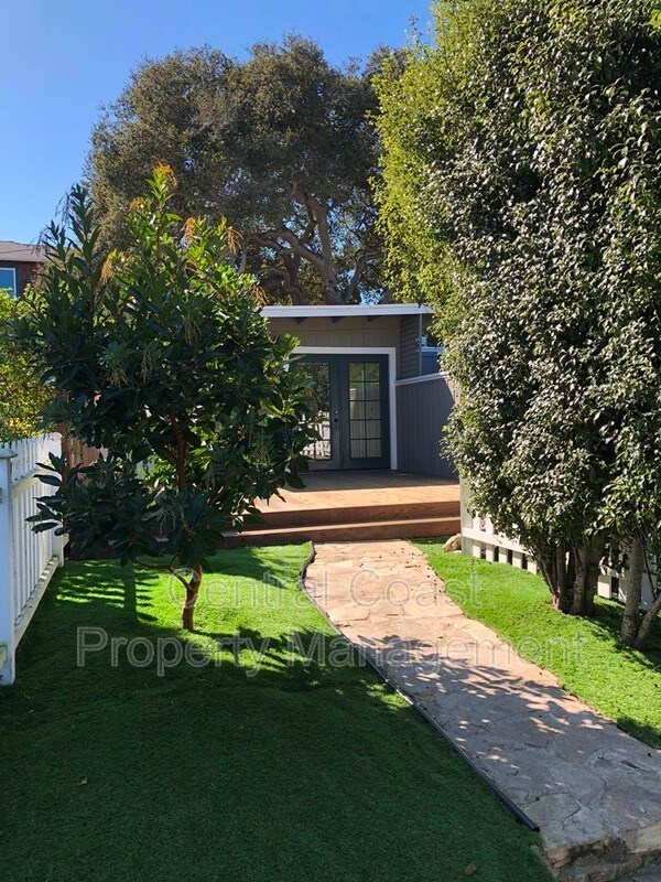 363 Spruce Ave, Pacific Grove, CA 93950 House Rental in Pacific Grove
