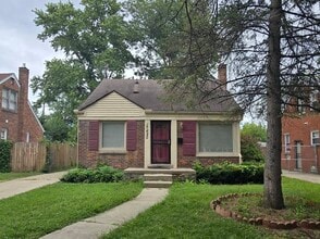 Building Photo - 17620 Lenore Ave