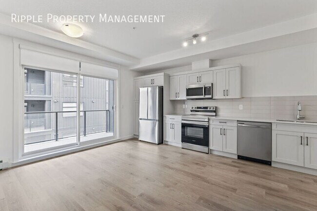 Photo du bâtiment - AMAZING 1 BED/ 1 BATH CONDO WITH PETS ALLOWED!