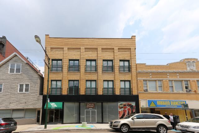 Primary Photo - 3017 N Lincoln Ave