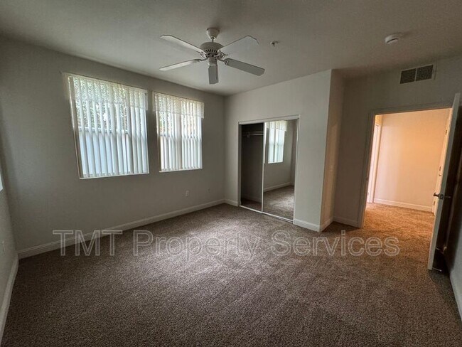 Foto del edificio - 4800 Westlake Pkwy