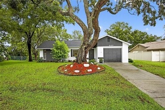 Building Photo - 8137 English Elm Cir
