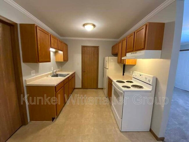 Building Photo - 2609-A Sierra Drive