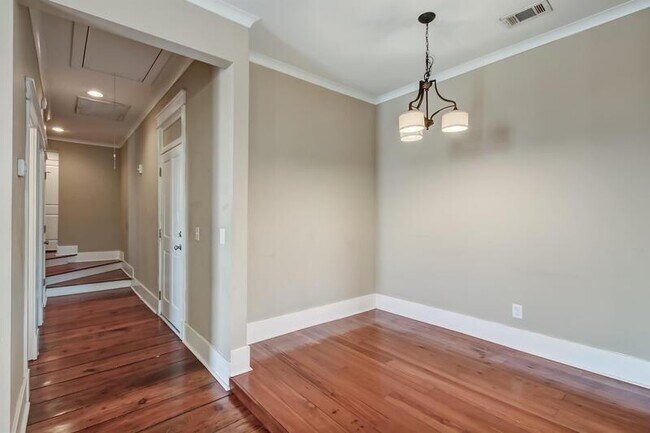 Foto del edificio - 109 E Oglethorpe Ave