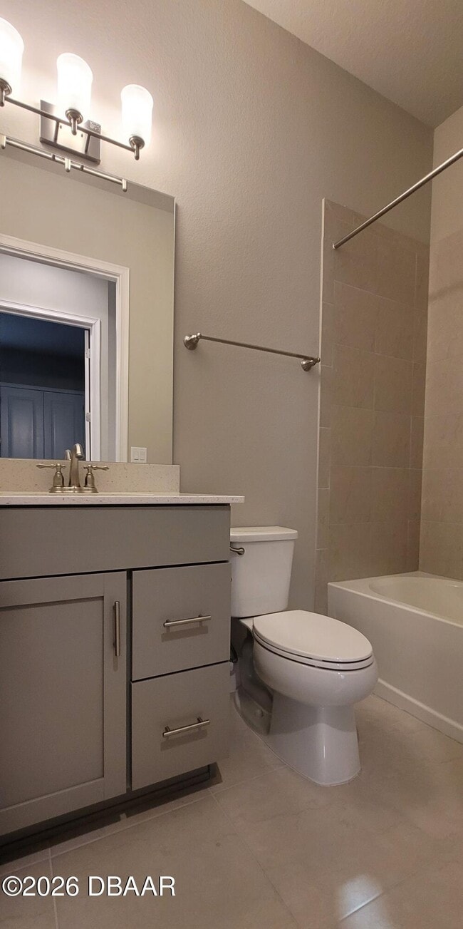 Foto del edificio - 111 Longridge Ln