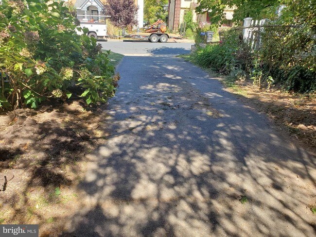 Foto del edificio - 6026 19th Rd N