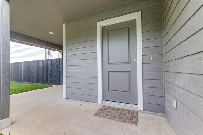 Building Photo - 4015 Sam Houston Rd