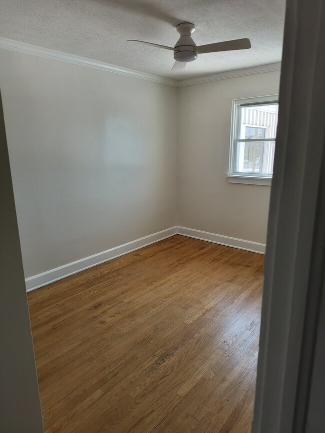 Bedroom 2 - 140 W North St