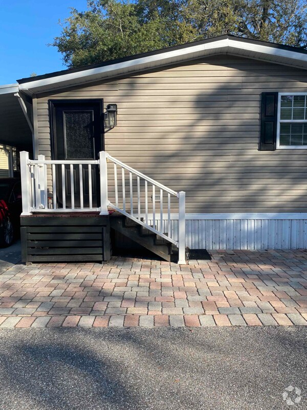 Yogi Bears Jellystone Park Apartments for Rent with Utilities Included