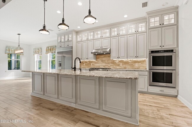 Foto del edificio - 102 Pine Blossom Trl