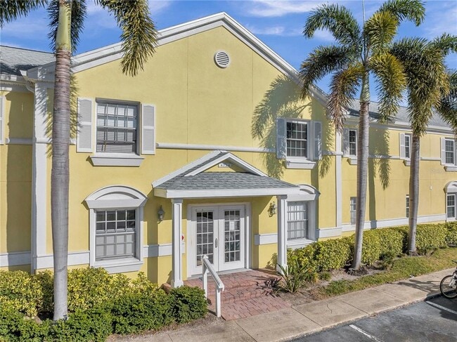 Foto del edificio - 4728 Beach Dr SE