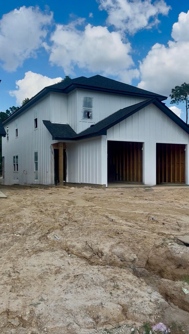 Building Photo - 8435 Harvard Dr