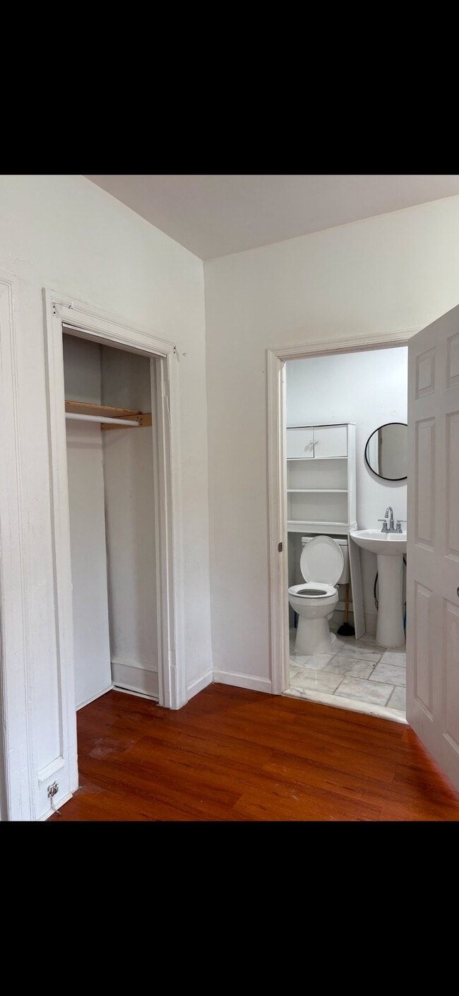 Photo - 5823 Filbert St House