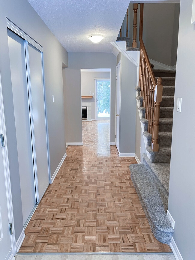 Building Photo - Bridlewood Garden Homes