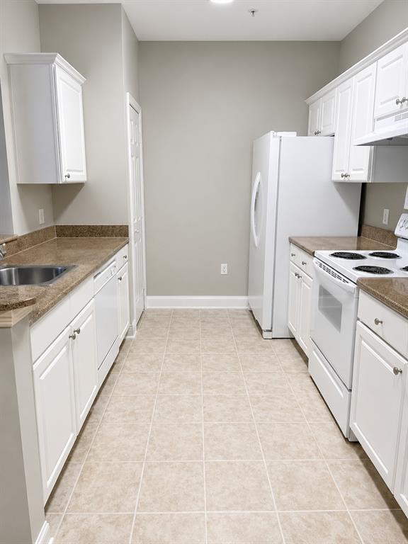 Building Photo - 303 Southern Pecan Cir