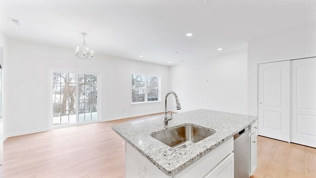 Foto del edificio - A Great Way to start spring fresh