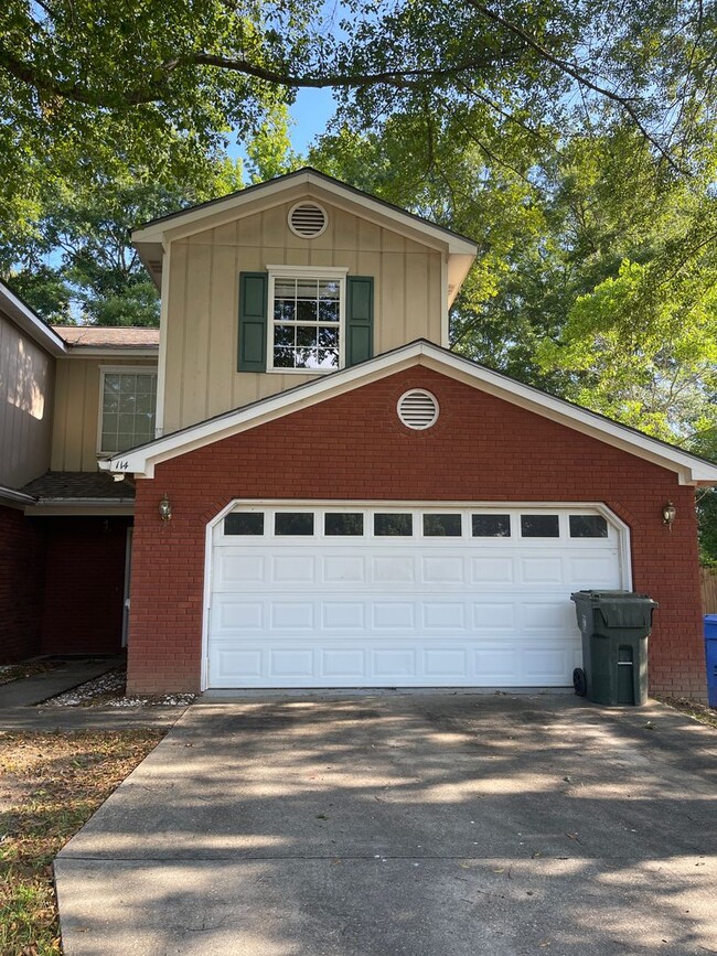 Foto del edificio - Candle Brook Duplex