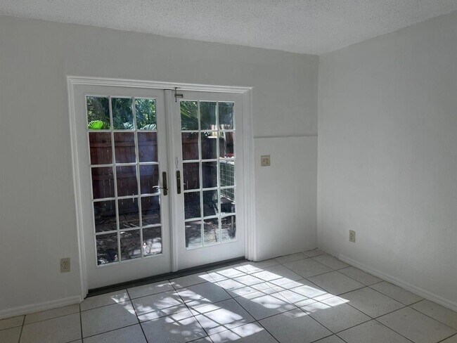 Foto del edificio - 3251 SW 44th St