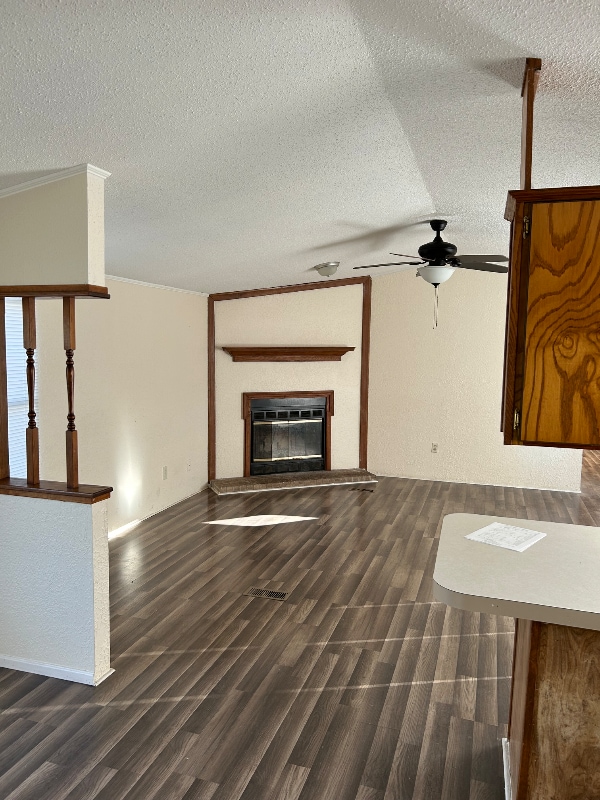 Foto del edificio - 1017 Wildwood Dr