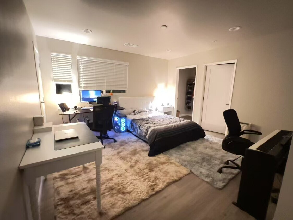 Foto del edificio - 3702 S Island Way