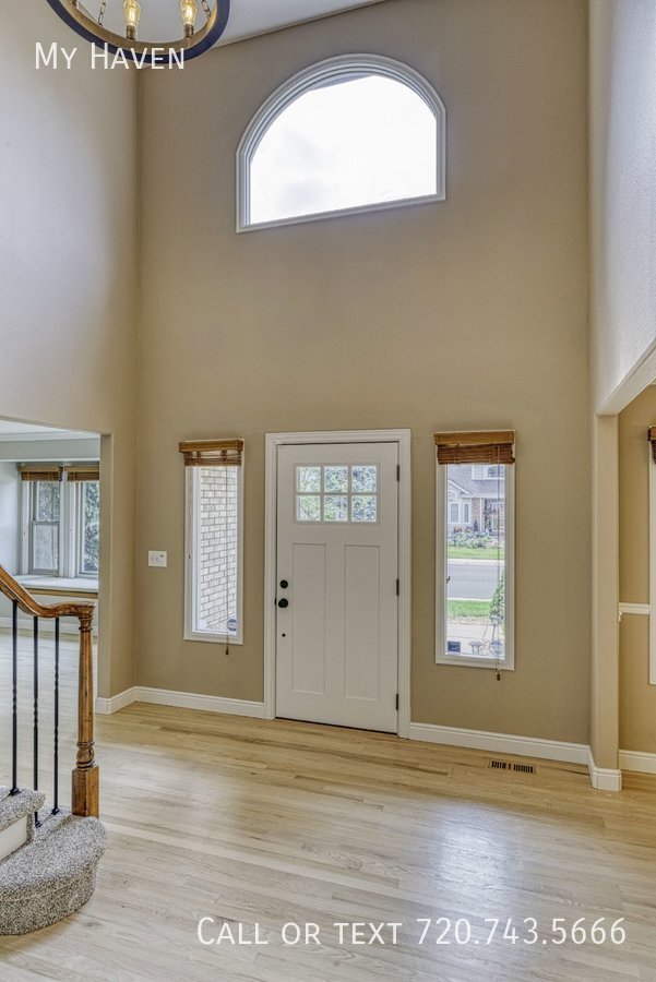 Building Photo - Spacious Home In Coveted Piney Creek Neigh...
