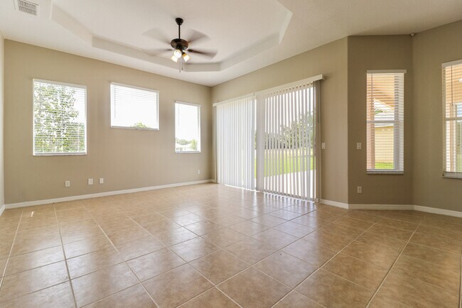 Foto del edificio - 2359 Old Oak Trail